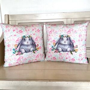 🪞 Set of cynthia rowley spring bunny beaded pillow set home decor pillows 15”